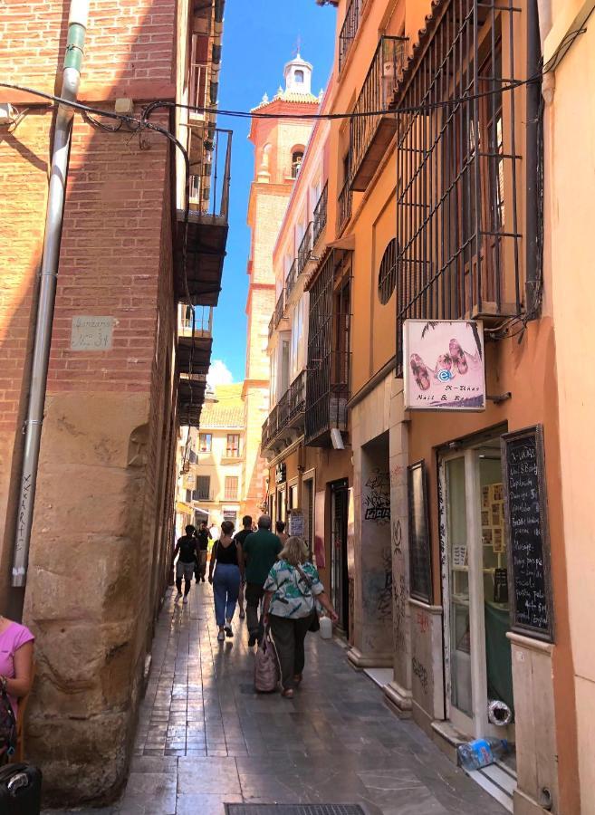 La Gitana Y El Rey Sol Apartment Malaga Exterior photo